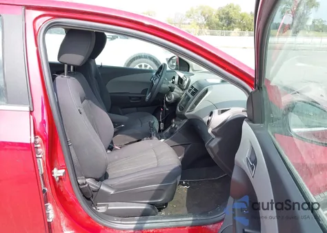 2013 Chevrolet Sonic Lt Manual z USA, uszkodzony, nr VIN 1G1JD6SB4D4246034